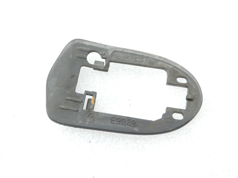 BMW F20, F90, F30, F31, F34, F35 aizmugurējā kreisā durvju rokturi 51217207561 475 melna