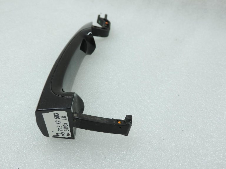 BMW F20, F90, F30, F31, F34, F35 aizmugurējā kreisā durvju rokturi 51217207561 475 melna