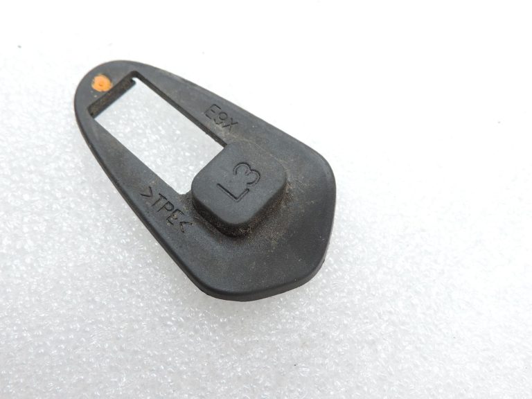 BMW F20, F90, F30, F31, F34, F35 aizmugurējā kreisā durvju rokturi 51217207561 475 melna