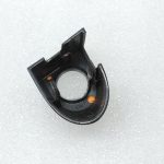 BMW F20, F21, F22, F30, F31, F34 durvju slēdzenes uzgalis priekšā pa kreisi 475 melns