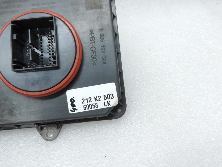 OE BMW F30LCI, F31LCI, F35LCI LED lukturu vadības bloks 63118494844