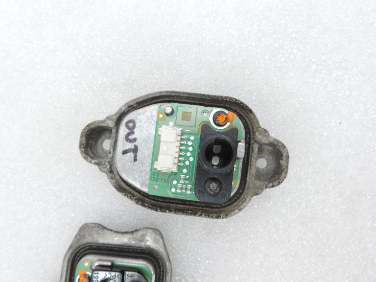 BMW F30LCI, F31LCI, F35LCI LED dienasgaismas lukturu vadības bloka komplekts 63117419615