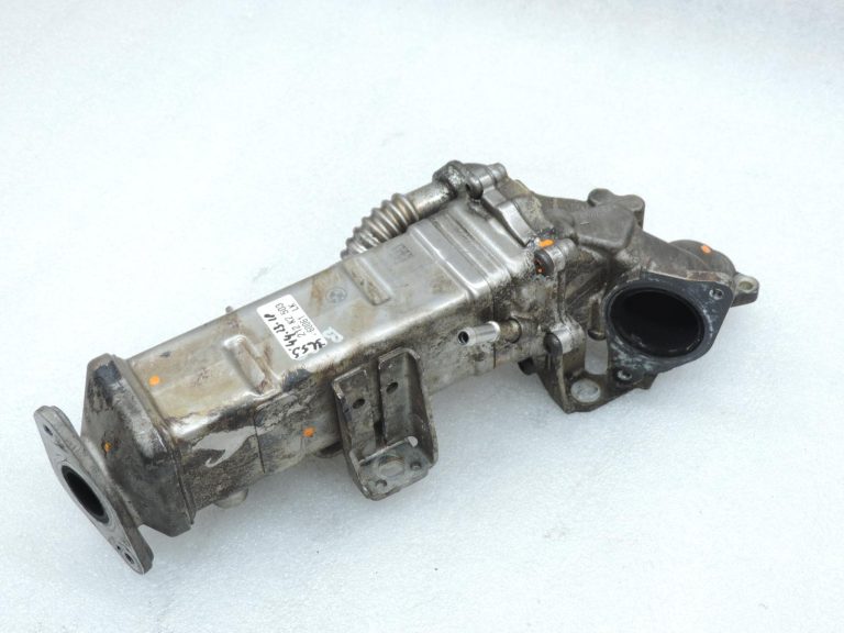 OE BMW F20, F21, F22, F30, F31, F34 dīzeļdzinēju B47 AGR dzesētājs 11717822347