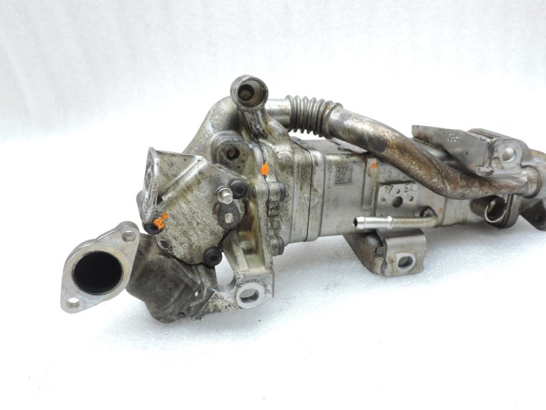 OE BMW F20, F21, F22, F30, F31, F34 dīzeļdzinēju B47 AGR dzesētājs 11717822347