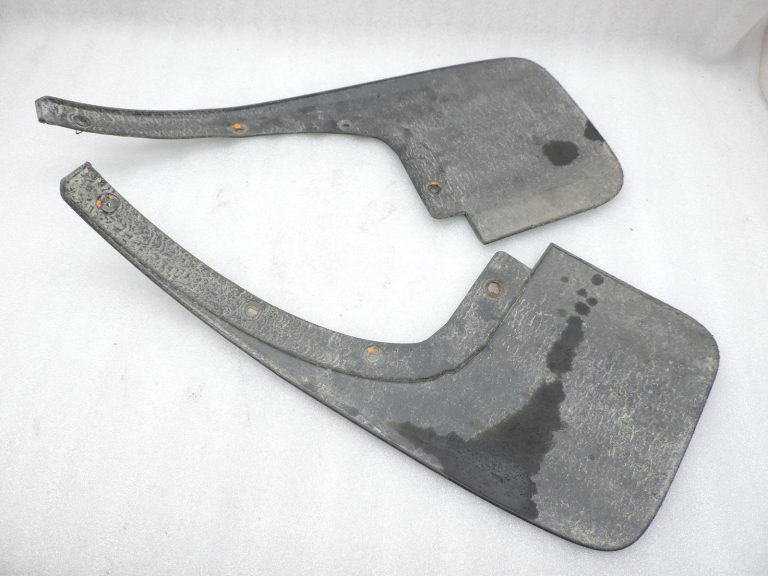 Ford Ranger P375 TKE aizmugurējo dubļu aizsargu komplekts (kreisais + labais)