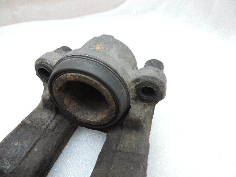 OE BMW F20, F21, F22, F30, F31, F34 dīzeļdzinējs B47 priekšējais labais bremžu kalips 6857688