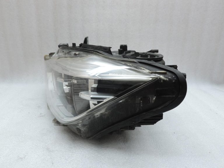 BMW F30LCI F31LCI F35LCI priekšējais kreisais LED lukturis 63117419633 🚨 Bojāts 🚨