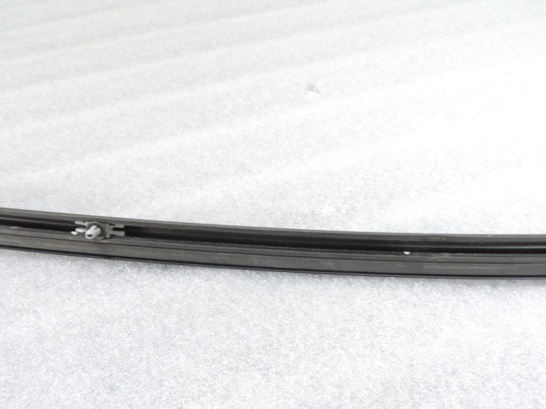 OE BMW F31 F31LCI virsbūves dekoratīvā līste, kreisā puse 51337260943