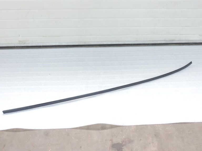 OE BMW F31 F31LCI 475 melna jumta dekoratīvā līste (kreisajā pusē) 7291467