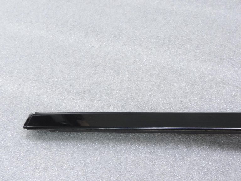 OE BMW F31 F31LCI 475 melna jumta dekoratīvā līste (kreisajā pusē) 7291467