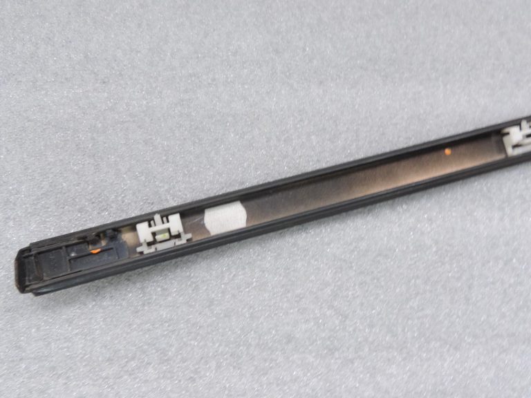 OE BMW F31 F31LCI 475 melna jumta dekoratīvā līste (kreisajā pusē) 7291467