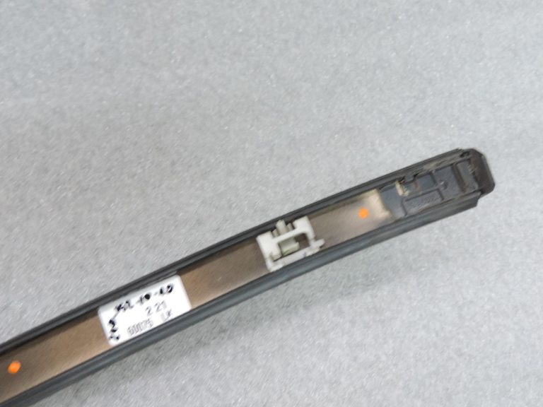 OE BMW F31 F31LCI 475 melna jumta dekoratīvā līste (kreisajā pusē) 7291467