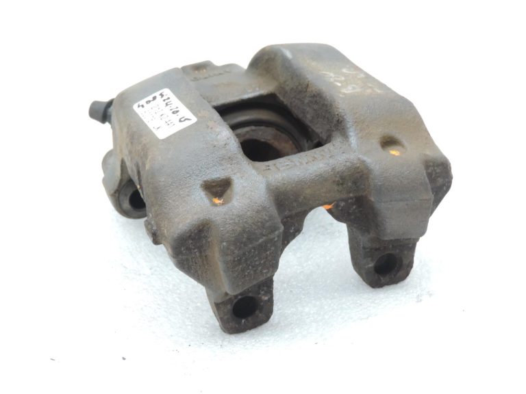 OE BMW F20, F21, F22, F30, F31, F34 dīzeļdzinējs B47 priekšējais kreisais bremžu kalips 6857687