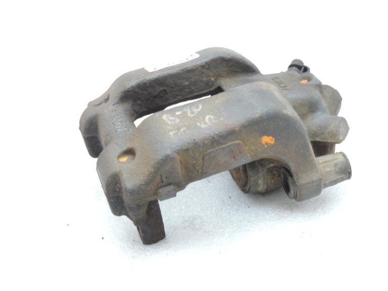 OE BMW F20, F21, F22, F30, F31, F34 dīzeļdzinējs B47 priekšējais kreisais bremžu kalips 6857687