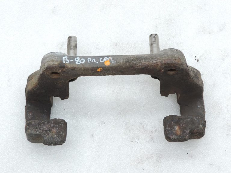 OE BMW F20, F21, F22, F30, F31, F34 dīzeļdzinēju B47 priekšējā bremžu kluča kronšteins 6850971