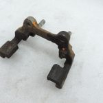 OE BMW F20, F21, F22, F30, F31, F34 dīzeļdzinēju B47 aizmugurējā bremžu kluča kronšteins 6850860
