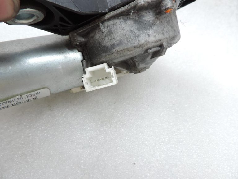 Opel Vivaro B Renault Trafic III aizmugurējais stikla tīrītāja motors 91165699