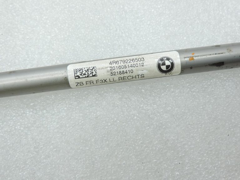 OE BMW F30, F31, F32, F33, F36 stāvbremzes vadcaurule – kreisā un labā puse