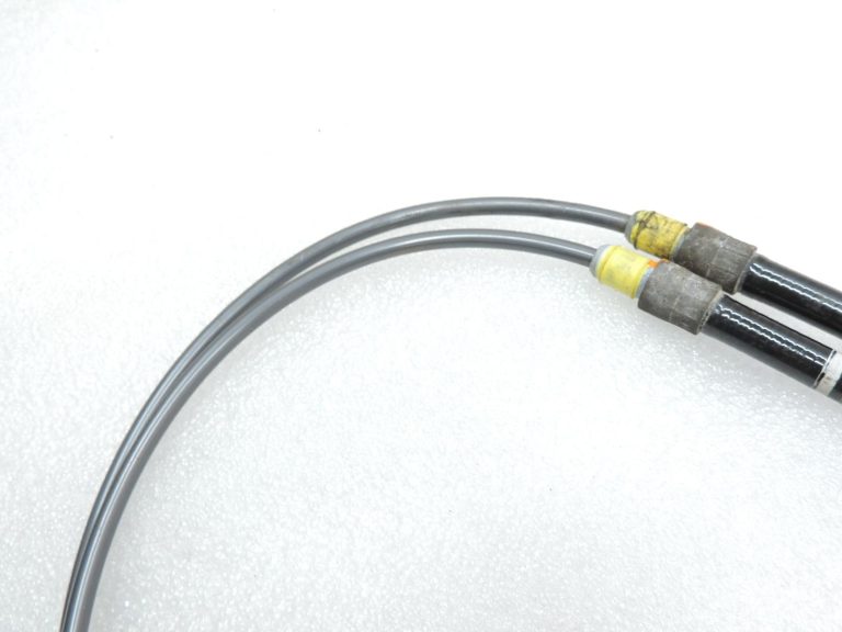 OE BMW F30 F31 F32 F33 F36 stāvbremzes troses komplekts (kreisais + labais) 6857640