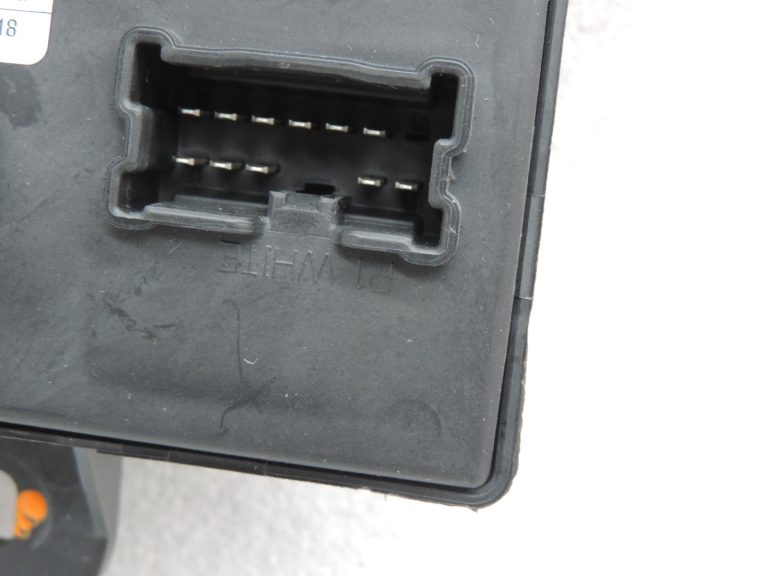 Opel Vivaro B Renault Trafic III apgaismojuma vadības bloks EMM-T4 231A02188R