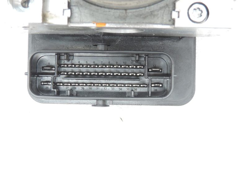Opel Vivaro B Renault Trafic III ABS vadības bloks ar hidraulisko bloku 476601418R