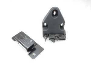 OE Opel Vivaro B Renault Trafic III aizmugurējā labā apakšējā durvju slēdzene 91166043