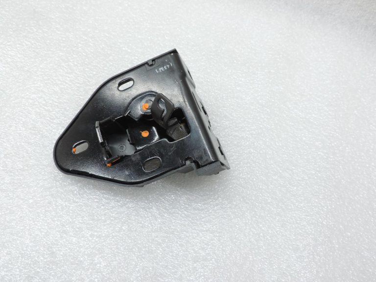 OE Opel Vivaro B Renault Trafic III aizmugurējā labā apakšējā durvju slēdzene 91166043