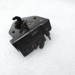 OE Opel Vivaro B Renault Trafic III aizmugurējā labā apakšējā durvju slēdzene 91166043