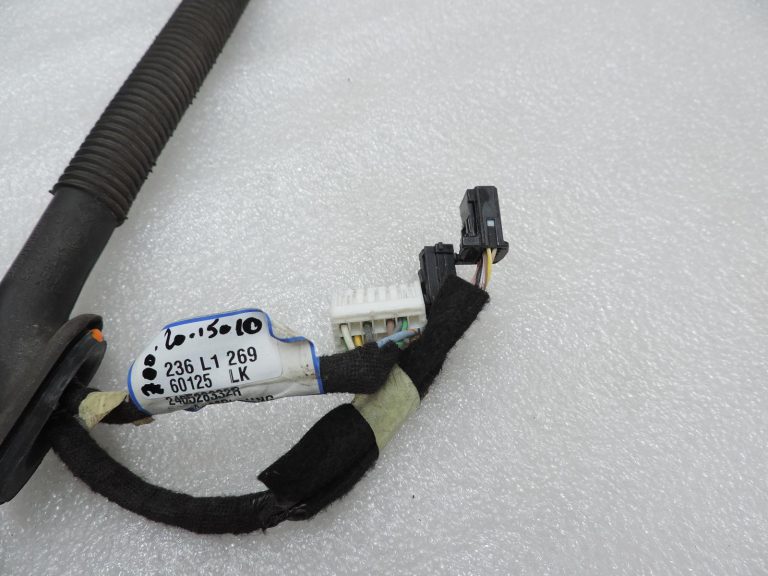 OE Opel Vivaro B aizmugurējā kreisā durvju vadu kopne 93455508 240528332R
