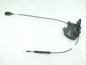 OE Opel Vivaro B Renault Trafic III priekšējā labā durvju slēdzene 93457081 805027088R