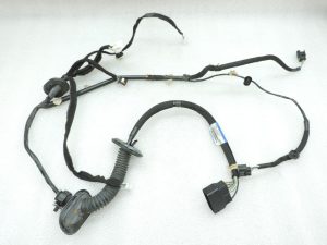 OE Opel Vivaro B Renault Trafic III durvju vadu kopne priekšā pa kreisi 93460099