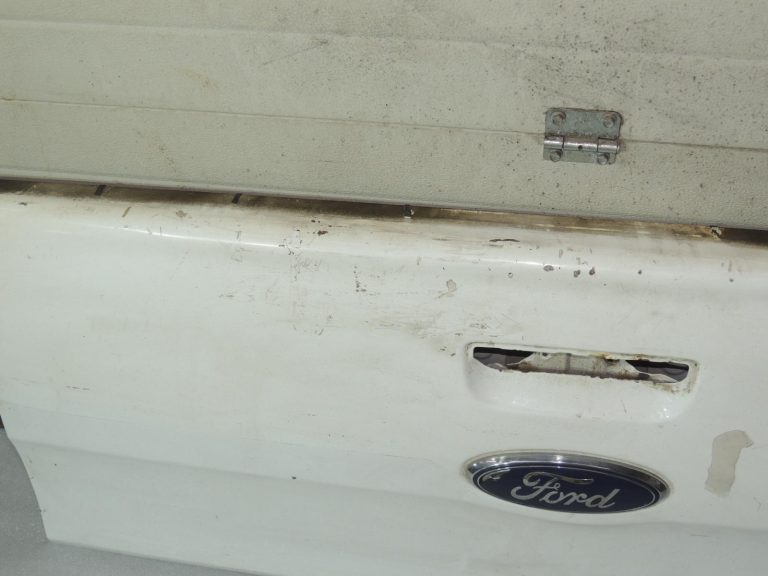 Ford Ranger P375 TKE Aizmugurējais bagāžnieka vāks 2501276