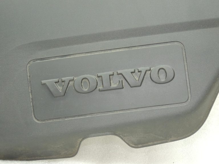 Volvo V40 II Cross Country 1.6D motora pārsega motora vāks motora pārsegs 31338579