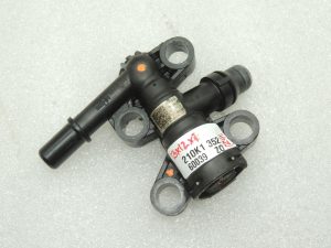Oriģināls BMW F30 F31 LCI pārnesumkārbas eļļas termostats, pārnesumkārbas eļļas termostats 8514515