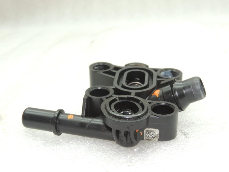 Oriģināls BMW F30 F31 LCI pārnesumkārbas eļļas termostats, pārnesumkārbas eļļas termostats 8514515