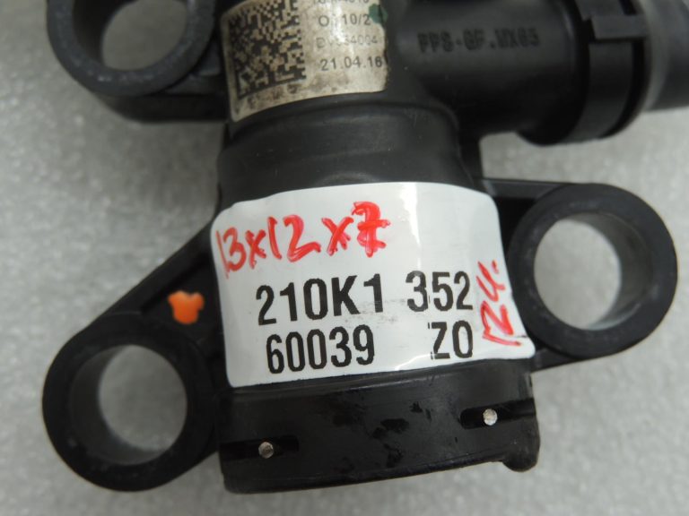 Oriģināls BMW F30 F31 LCI pārnesumkārbas eļļas termostats, pārnesumkārbas eļļas termostats 8514515