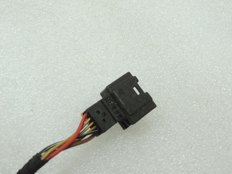 Oriģinālā BMW F22 F23 F87 F34 F36 Vadītāja sēdekļa vadu instalācija 61129339281