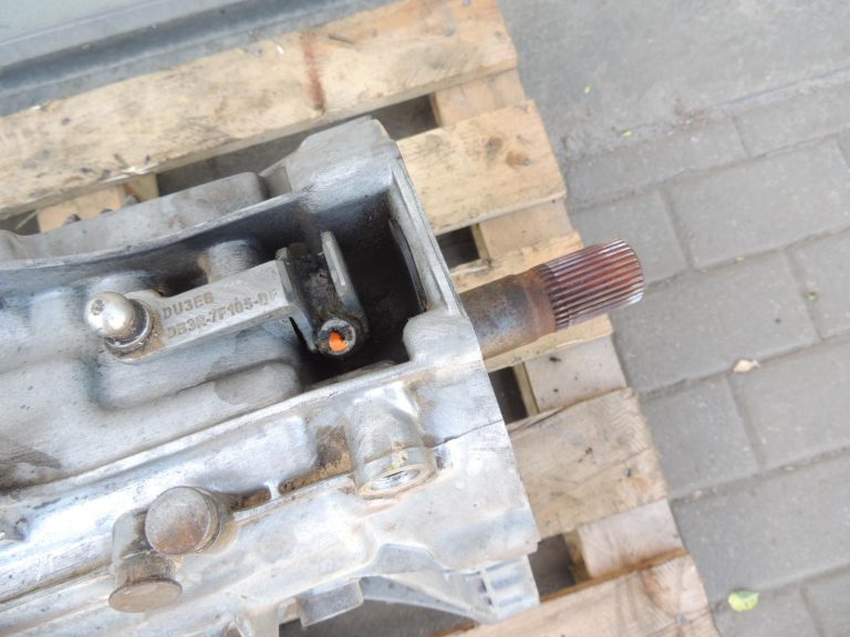 Ford Ranger P375 TKE manuālā pārnesumkārba TMT82 6 pakāpju EB3R-7003-SC