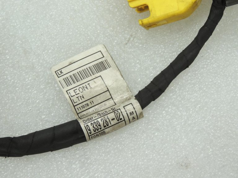 Oriģinālā BMW F22 F23 F87 F34 F36 Vadītāja sēdekļa vadu instalācija 61129339281