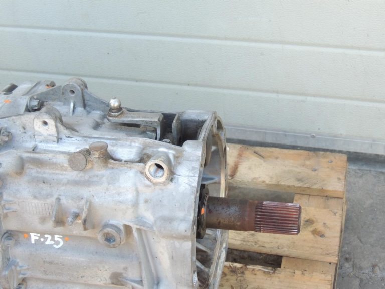 Ford Ranger P375 TKE manuālā pārnesumkārba TMT82 6 pakāpju EB3R-7003-SC