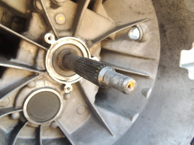 Ford Ranger P375 TKE manuālā pārnesumkārba TMT82 6 pakāpju EB3R-7003-SC