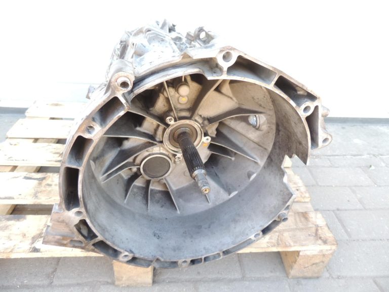 Ford Ranger P375 TKE manuālā pārnesumkārba TMT82 6 pakāpju EB3R-7003-SC