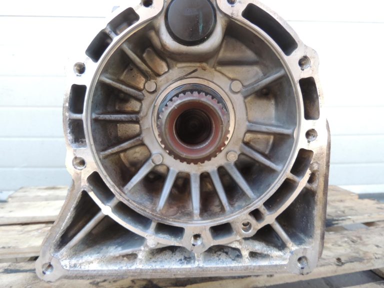 Ford Ranger P375 TKE manuālā pārnesumkārba TMT82 6 pakāpju EB3R-7003-SC