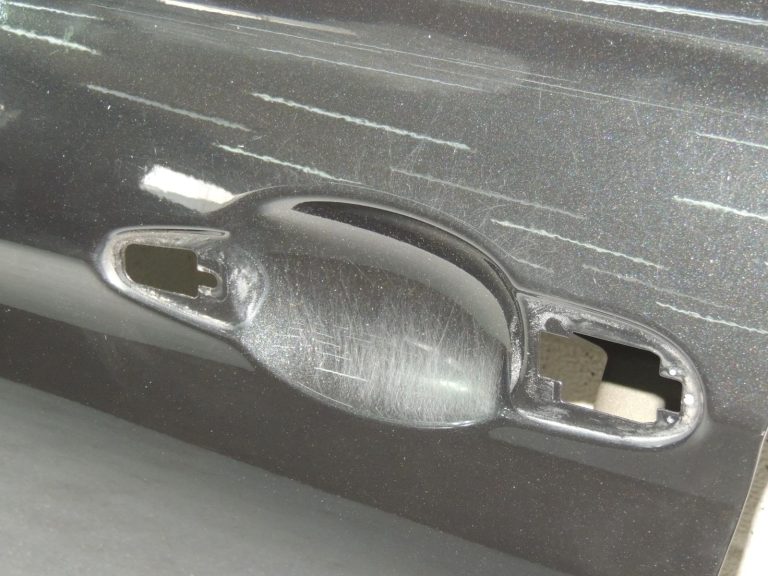 BMW 3\’ F30 F31 F35 F35 F80 M3 +LCI Durvju priekšējā kreisā 475 melns-safīra metālika krāsā