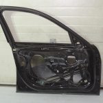 BMW 3\’ F30 F31 F35 F35 F80 M3 +LCI Durvju priekšējā kreisā 475 melns-safīra metālika krāsā