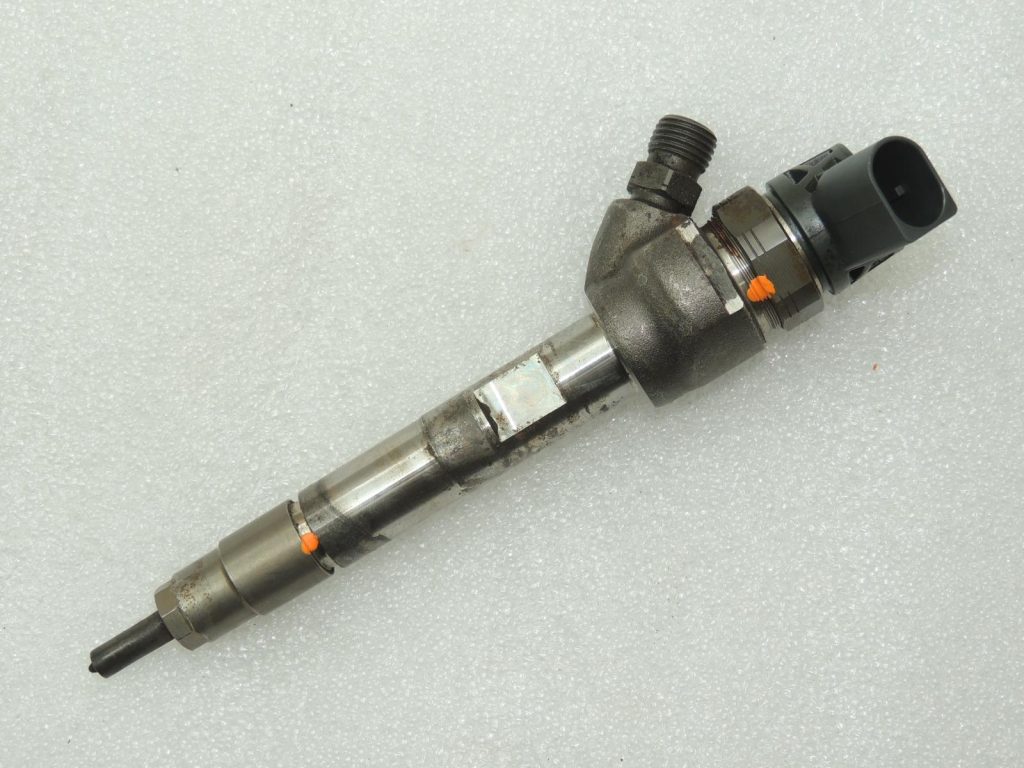 Oriģināls BMW F30 F31 B47 dīzeļdegvielas iesmidzinātājs 13538514148