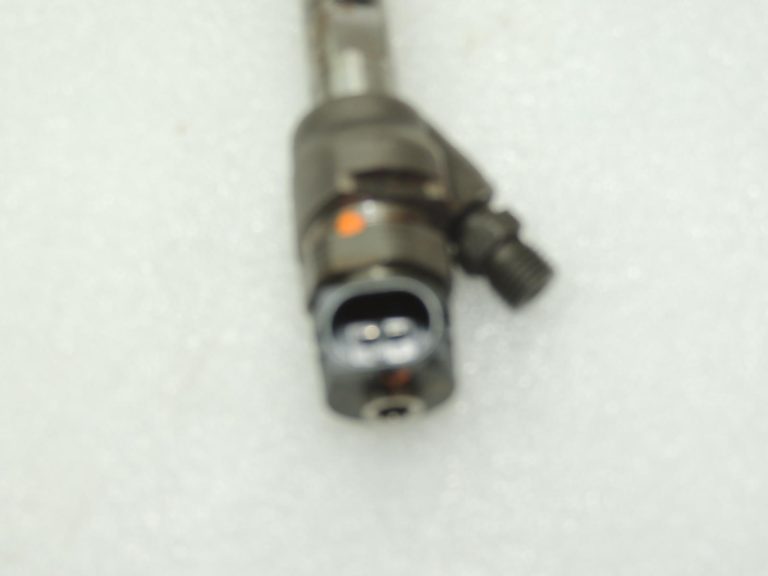 Oriģināls BMW F30 F31 B47 dīzeļdegvielas iesmidzinātājs 13538514148