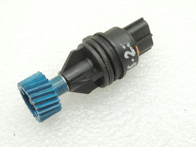 Oriģinālais Suzuki Grand Vitara I 2.5i SQ625 4WD manuālās pārnesumkārbas ātruma sensors