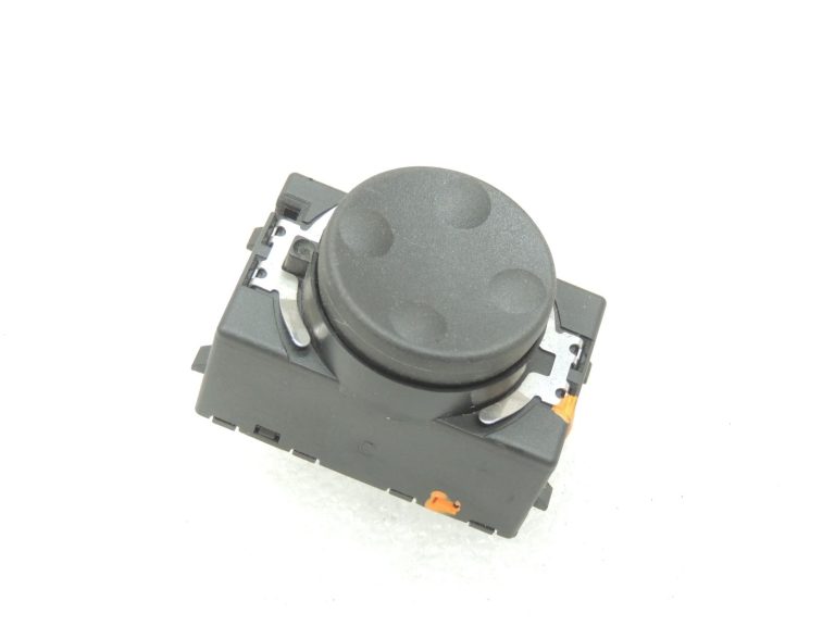Oe BMW F20 F21 F22 F30 F31 sēdekļa regulēšanas slēdzis (kreisais) 61319231269