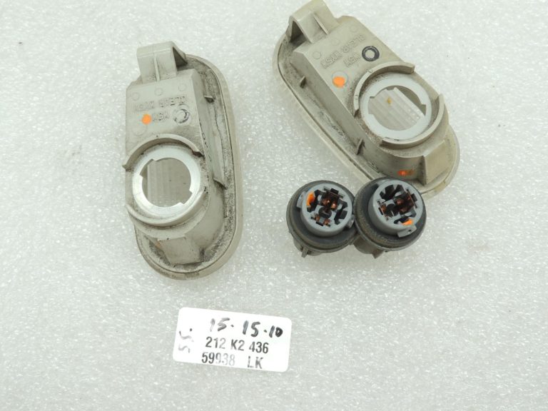 Mitsubishi L200 K7 K6 KH8W KH9W Priekšējais sānu indikators 8351A004